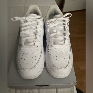 Nike Air Force. White. Boys size 3